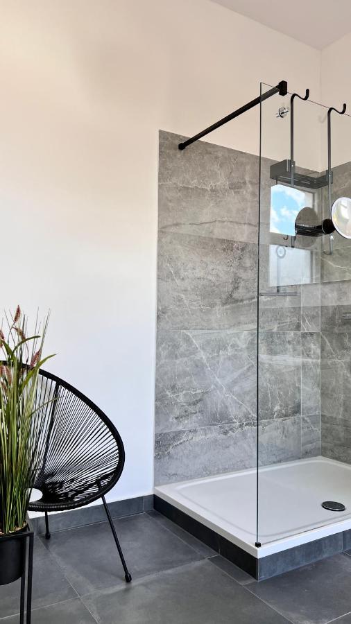 Exklusives City-Apartment Im Herzen Oldenburgs Mit Balkon Und Parkplatz A36 Екстер'єр фото