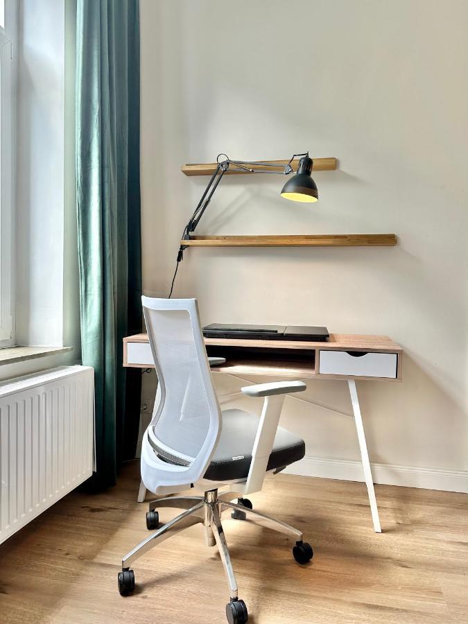 Exklusives City-Apartment Im Herzen Oldenburgs Mit Balkon Und Parkplatz A36 Екстер'єр фото