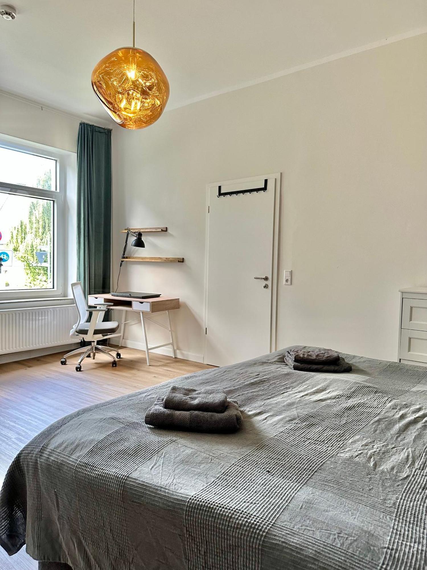 Exklusives City-Apartment Im Herzen Oldenburgs Mit Balkon Und Parkplatz A36 Екстер'єр фото