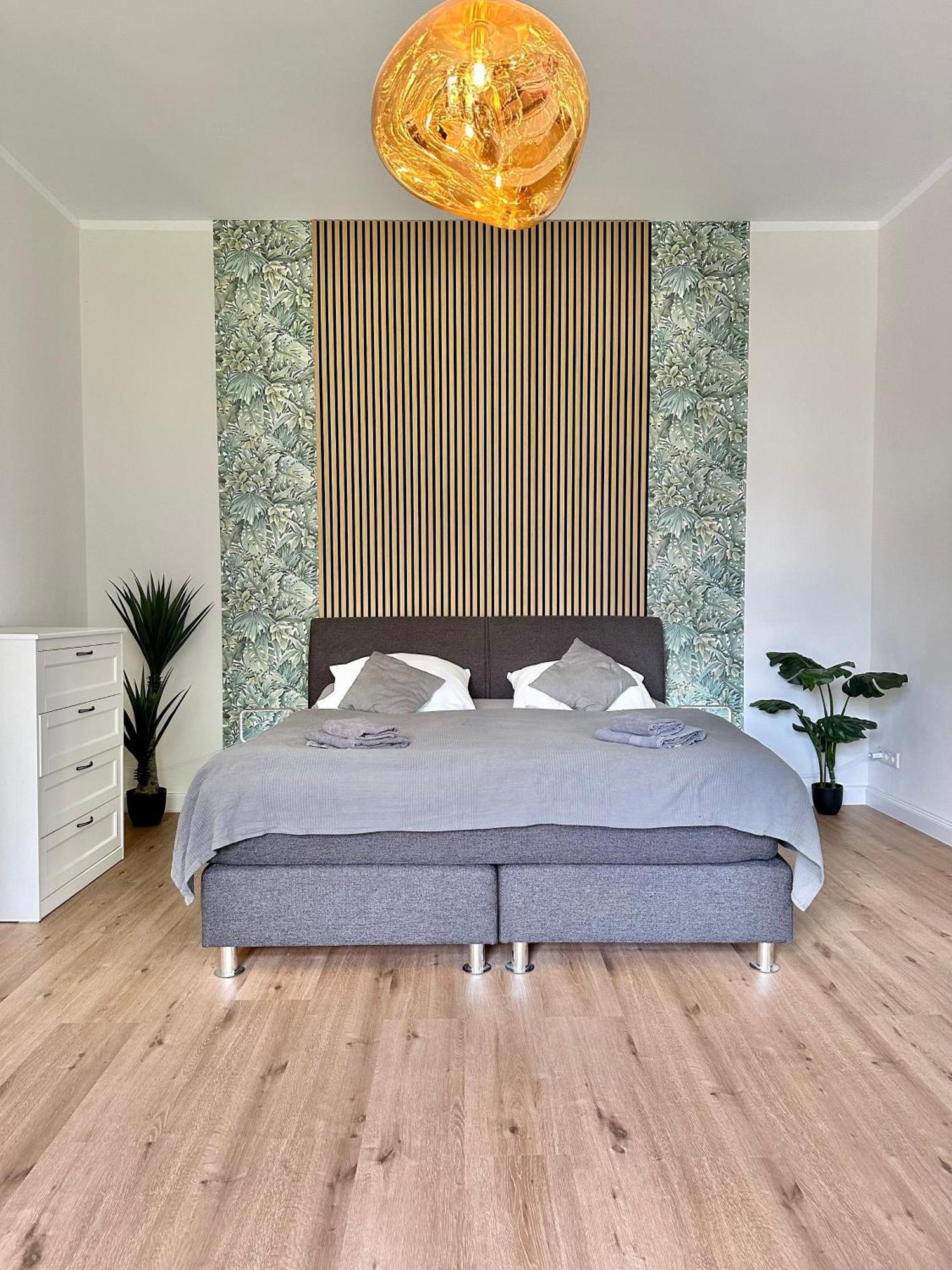Exklusives City-Apartment Im Herzen Oldenburgs Mit Balkon Und Parkplatz A36 Екстер'єр фото
